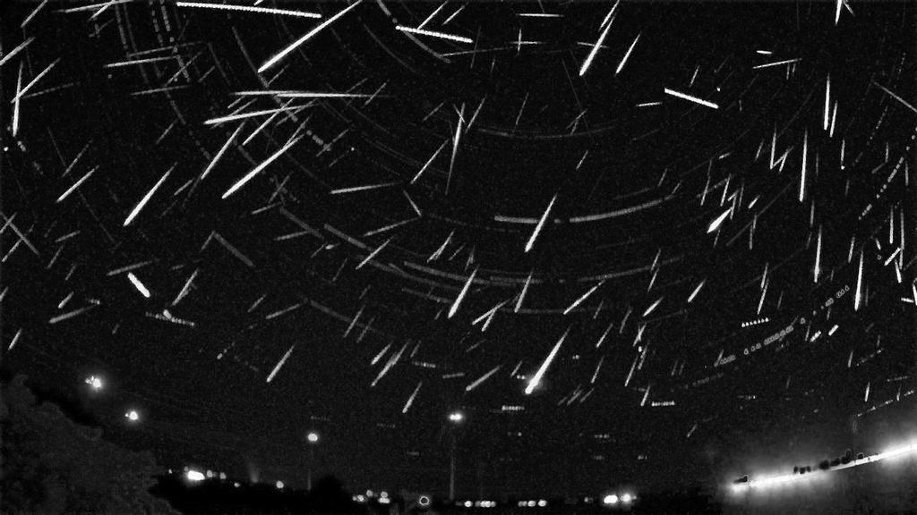 DE000M_20230813_193613_552867_stack_185_meteors.jpg