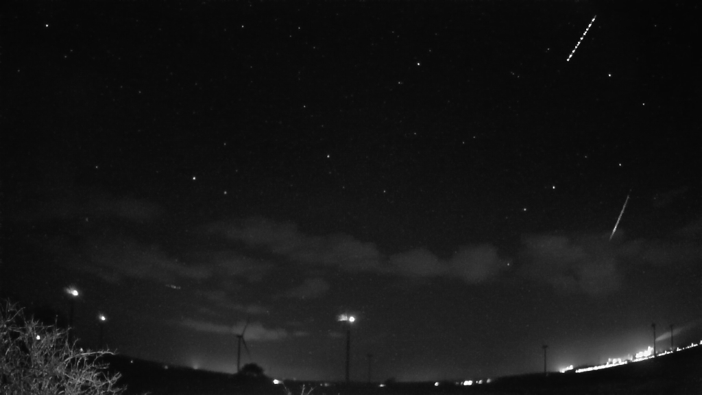 Meteor_20221125_224730.jpg
