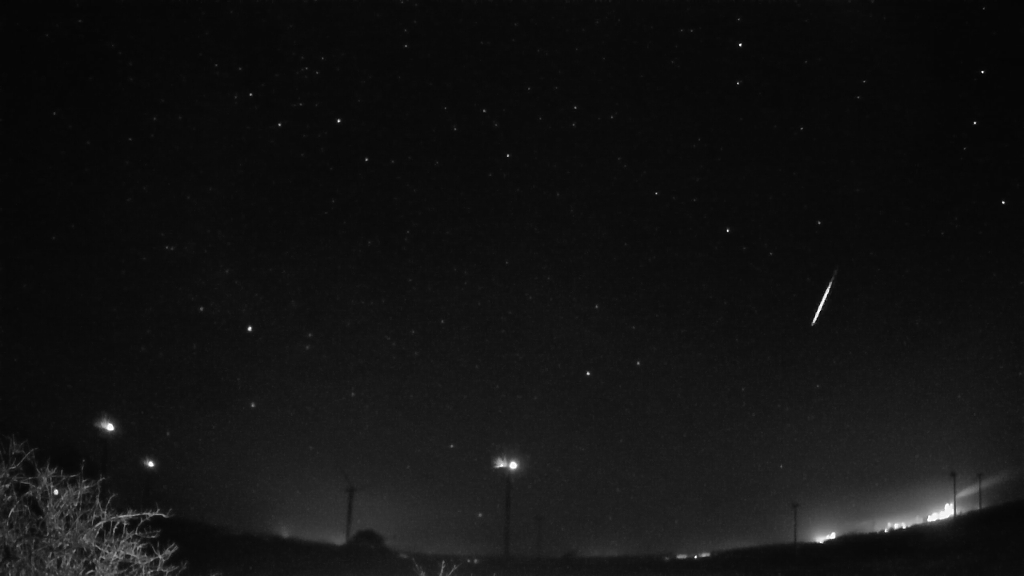 Meteor_20221126_013807.jpg