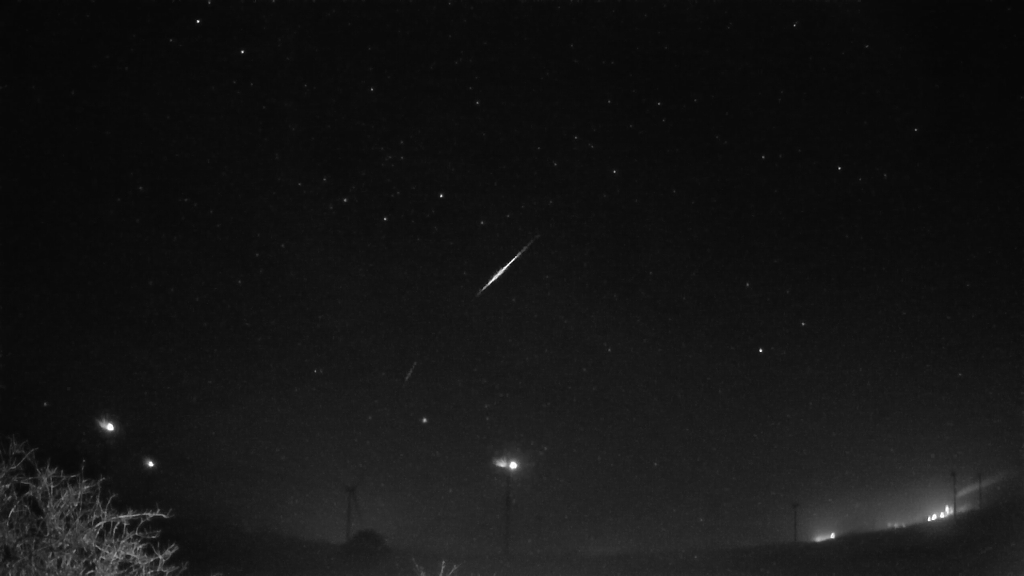 Meteor_20221126_030909.jpg