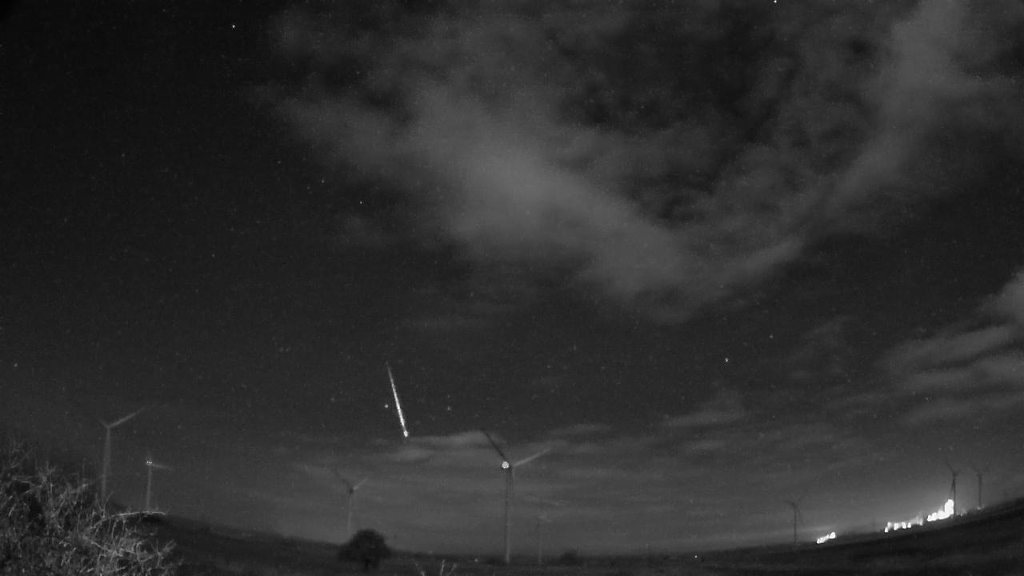 Meteor_20221212_014732.jpg
