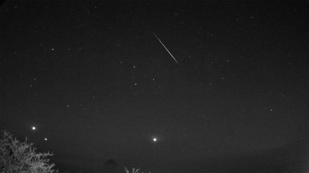 Meteor_20221217_053435.jpg