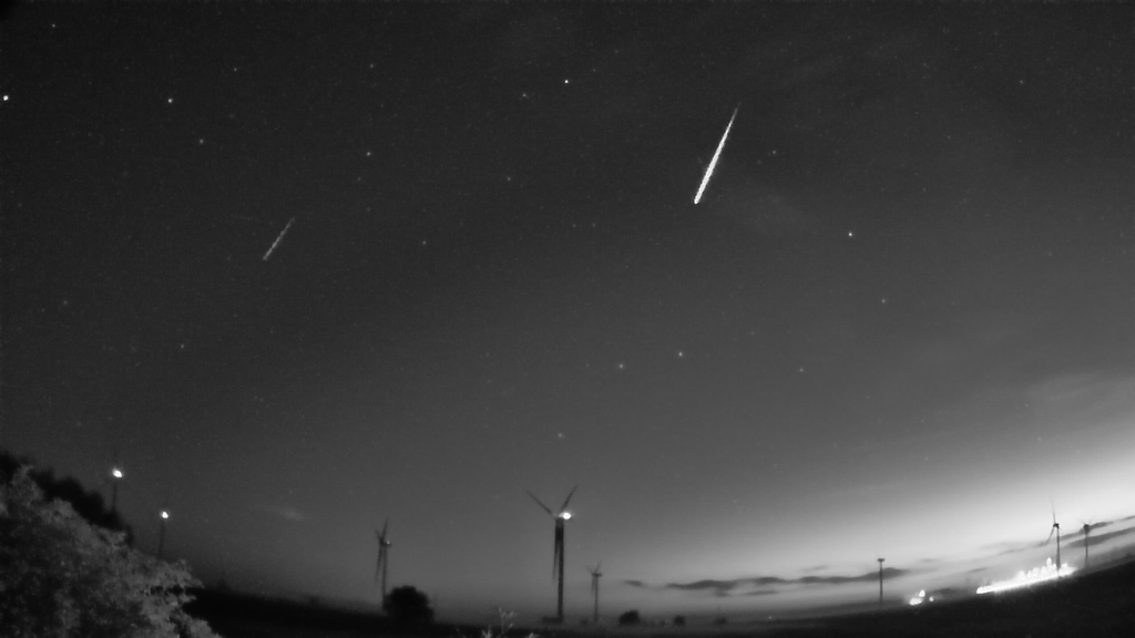 Meteor_20230816_043305.jpg
