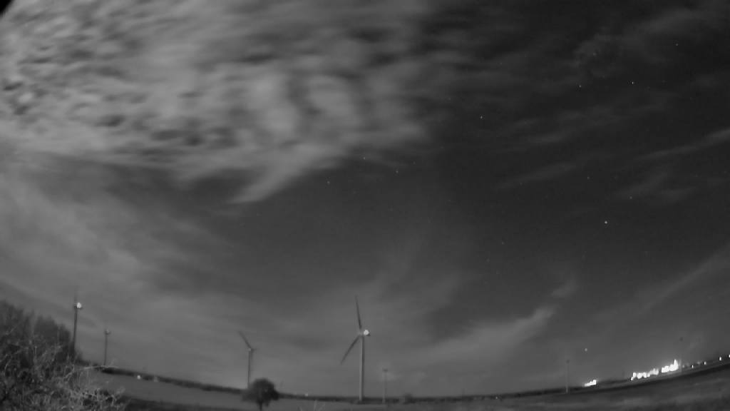 Meteor_20221110_050403.gif