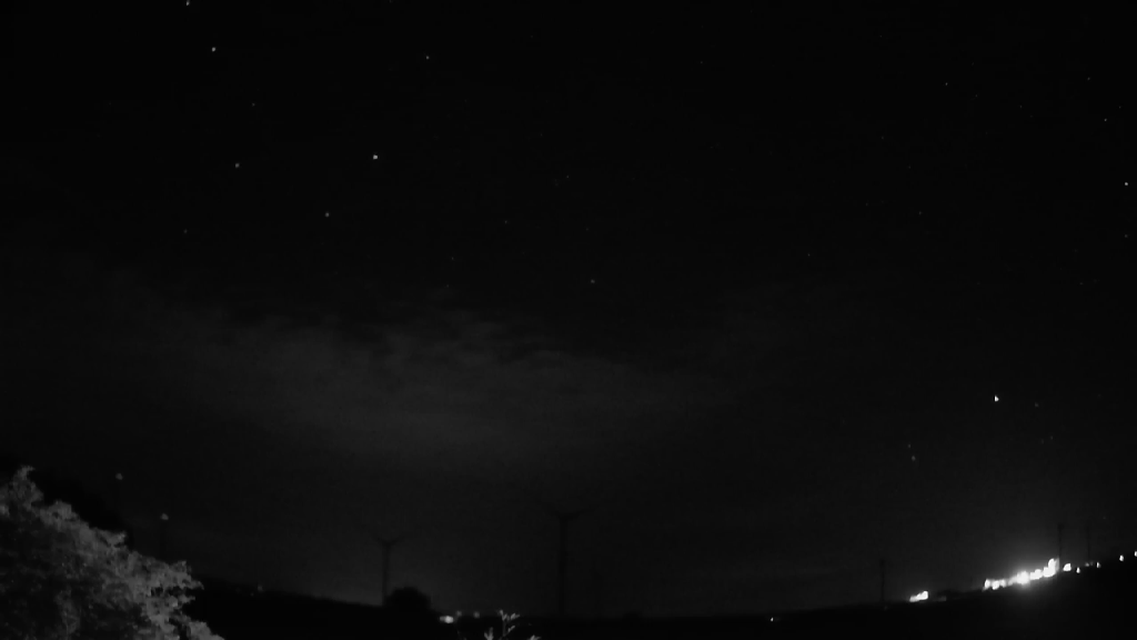 Meteor_20230813_232628.gif