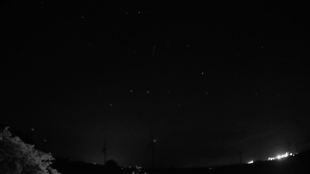 Meteor_20230814_032859.gif